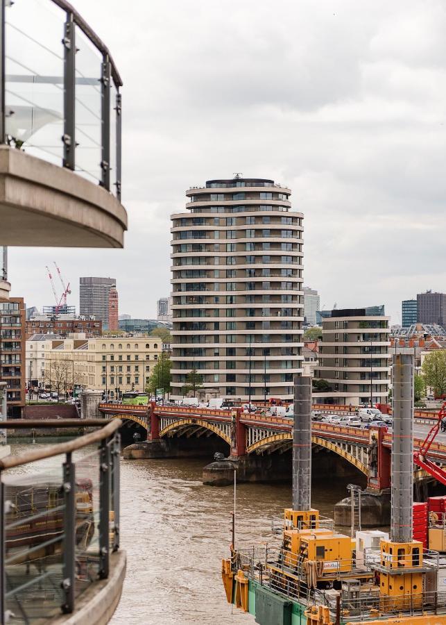 Riverside 2-bedroom Apartment Londen Buitenkant foto