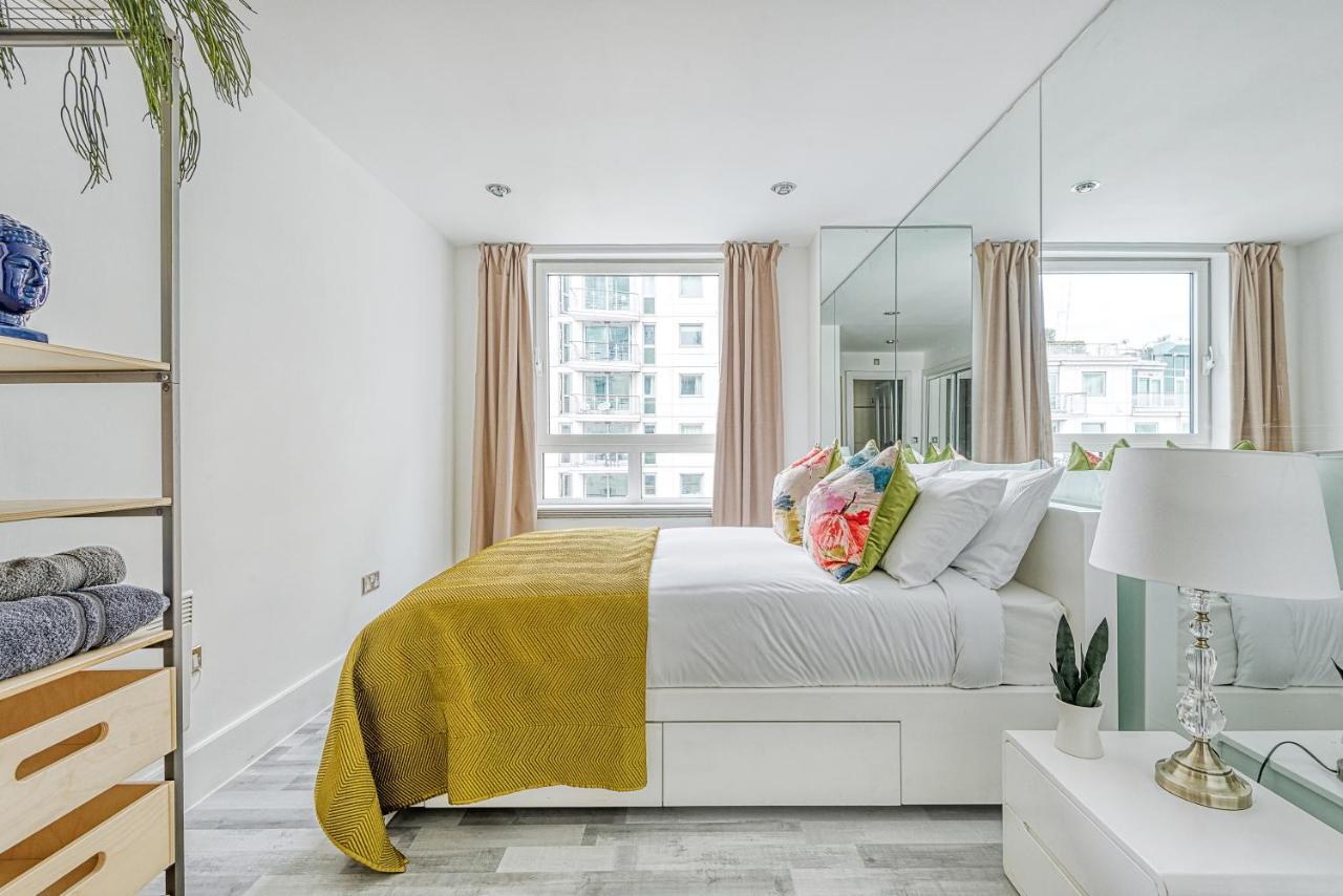 Riverside 2-bedroom Apartment Londen Buitenkant foto