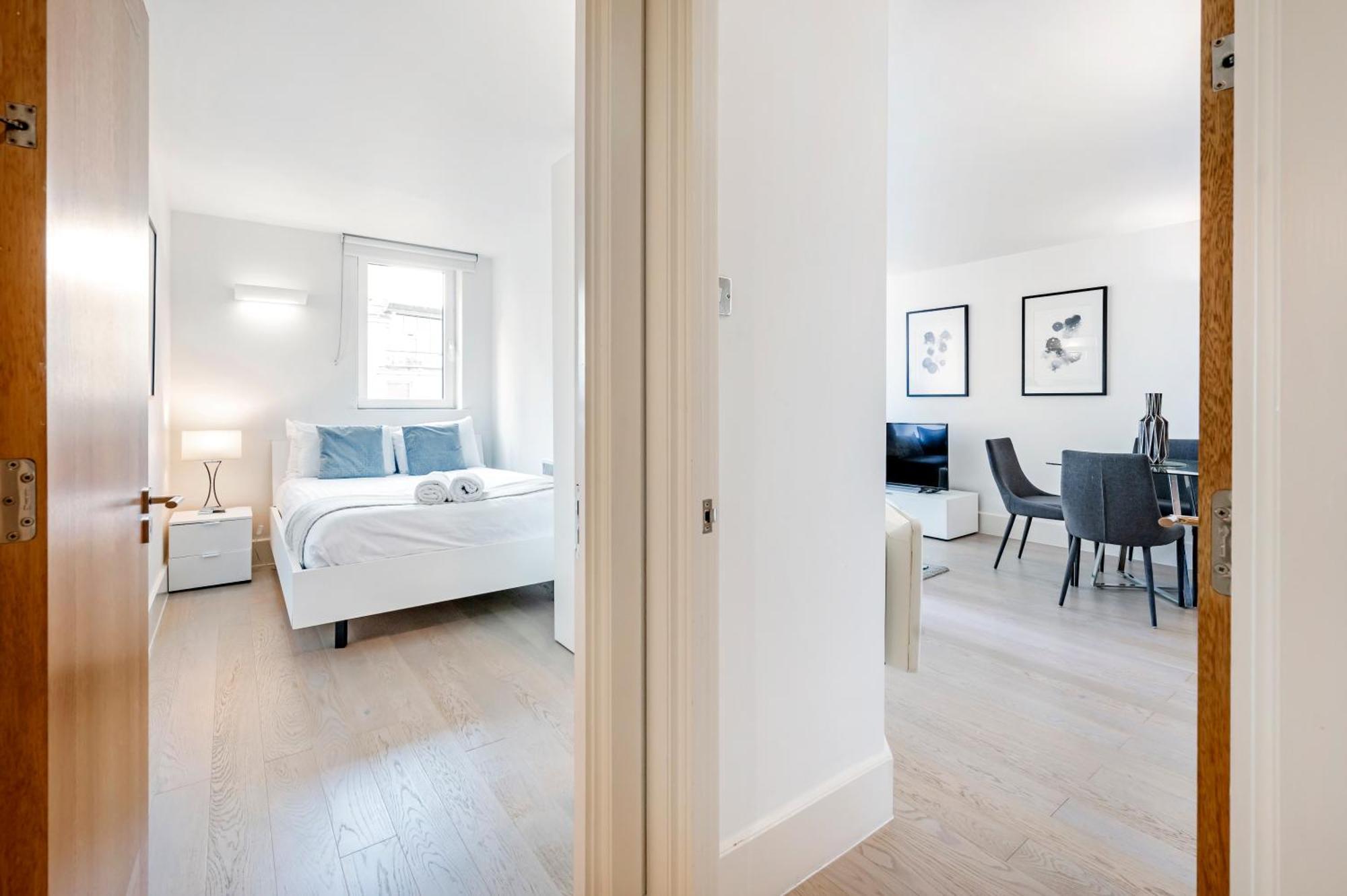 Riverside 2-bedroom Apartment Londen Buitenkant foto
